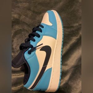 Nike Air Jordan 1 Low UNC 2021 Powder blue 6.5 Mens Wmns 8 Dunk Blazer Sb 24.5cm